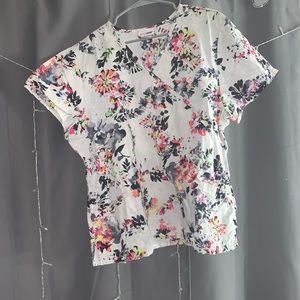 FLORAL SCRUB STAR SCRUB TOP